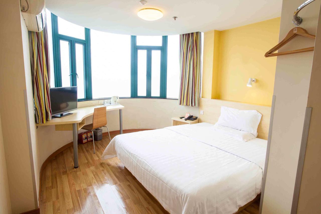 7Days Inn Dongguan Houjie Conference & Exhibition Center Pokój zdjęcie